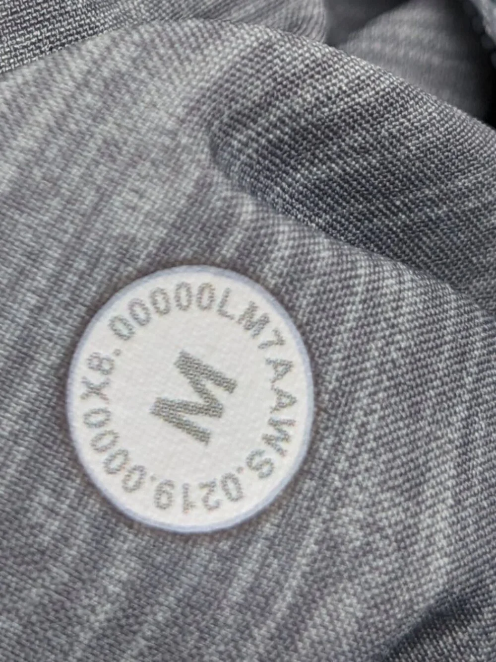 Lululemon Shorts T.H.E. Short 9" Linerless Heather Sea Salt Gray Mens Medium - Picture 3 of 7